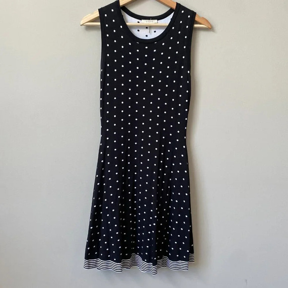 NWOT HYPR Women's Size M/L Knit Polka Dot Fit and Flare Sleeveless Dress Black - Picture 4 of 16
